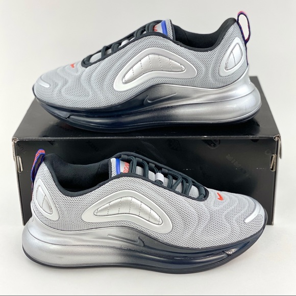 🧊NEW Nike Air Max 720 Metallic Silver🧊 - Picture 3 of 15